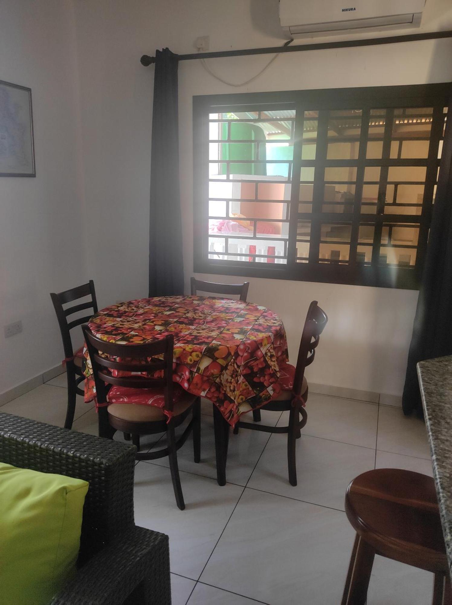 Appartamento Sue-Etoile Self Catering Pointe Au Sel Esterno foto